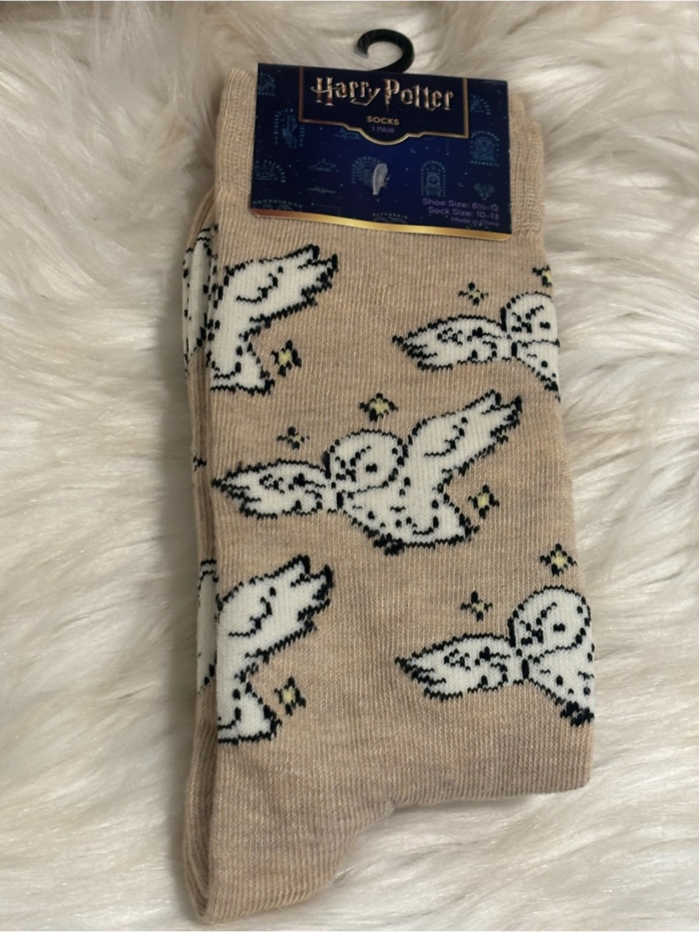 The Wizarding World of Harry Potter Socks - Hedwig NEW